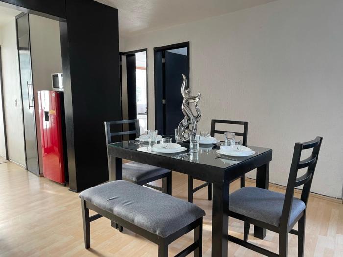 Departamento cerca Hospital Arboledas y Plaza del Sol