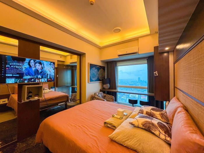 City View Unit near Makati CBD