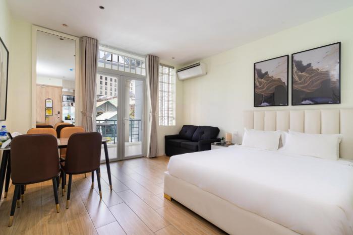 The Rixx Saigon Central - Next to Ben Thanh Market