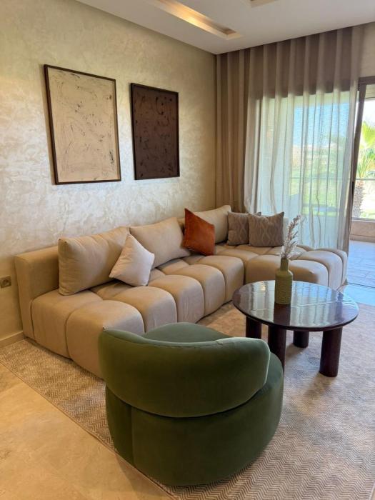 Elegant Apartment in Prestigia Pool & Golf