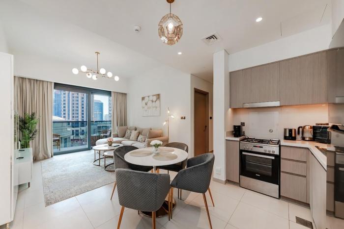 Act One Act Two Stylish 1BR Near Burj Khalifa & Fountains