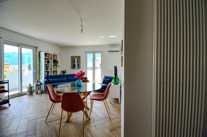 60 passi dal mare-Charming CdO