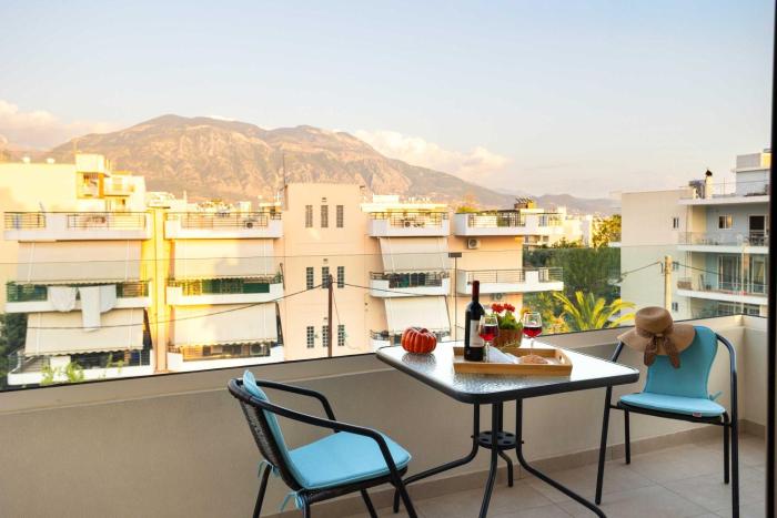 Artemis Sky Suite - Sea Escape with Mountain View