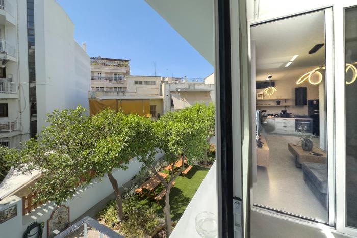 Callisto Family Apartment for 6 near Acropolis & Philopappou