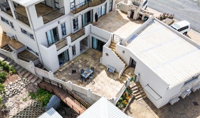 The Sandcastle - Apartment in Villa