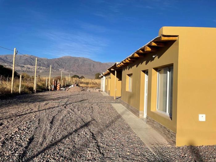 Cabañas Challa killa -luna de arena - fiambalá