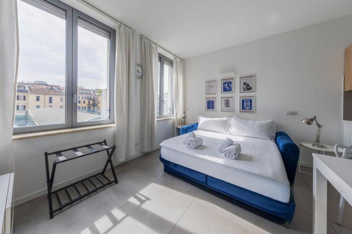 Cadorna House in Central Milan