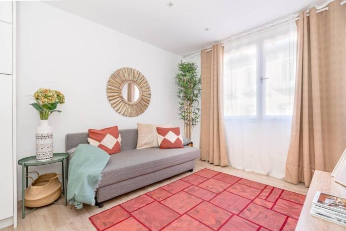 Latido de Chueca Calle Farmacia