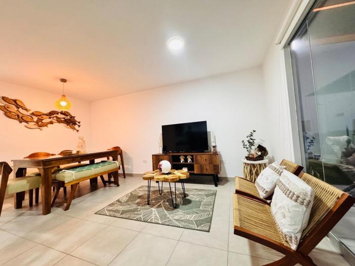 A unos pasos de la Arena