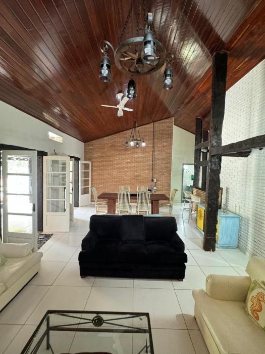 Casa espaçosa 80 metros da praia