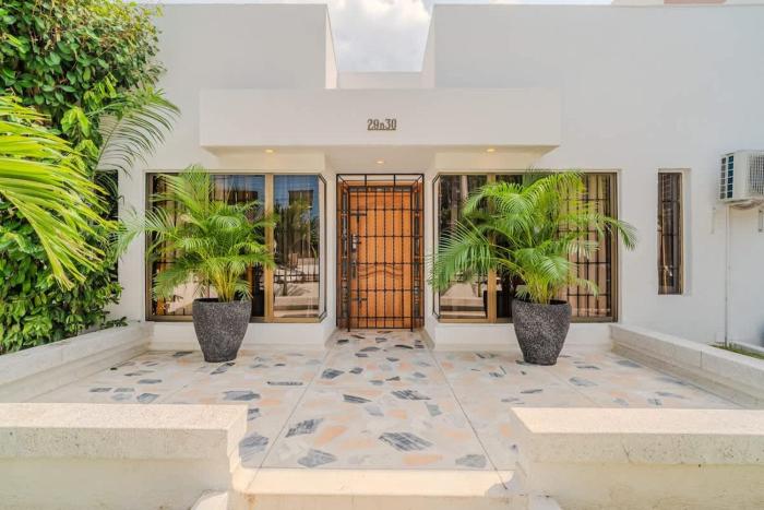 5 Bedroom Cartagena Villa - Close to Walled City