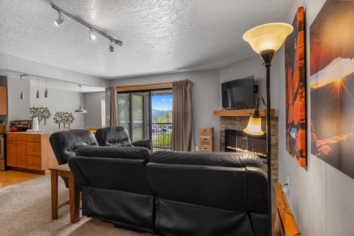 Lake Cliffe 108 Building F