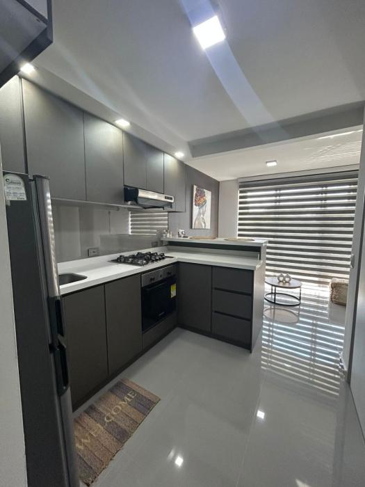 Apartamento al norte de la ciudad con Aire Acondicionado, cerca al aeropuerto