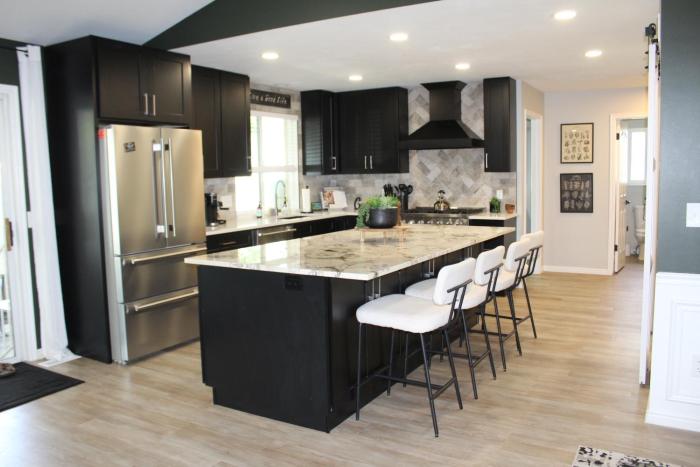 Cherry Hill Retreat w Hot Tub and Close to SLC