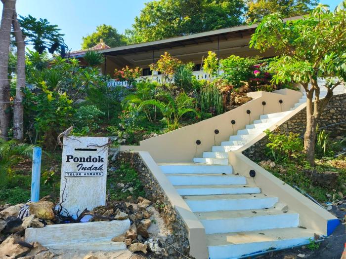 Pondok Indah Teluk Asmara