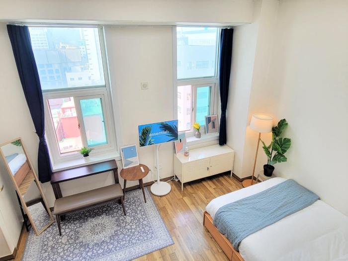 Spacious duplex near Myeongdong