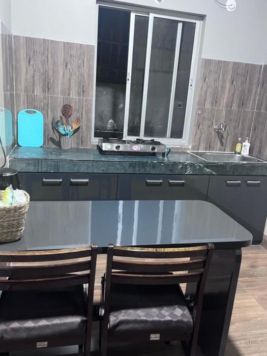 Cosy 1 BR with kitchen