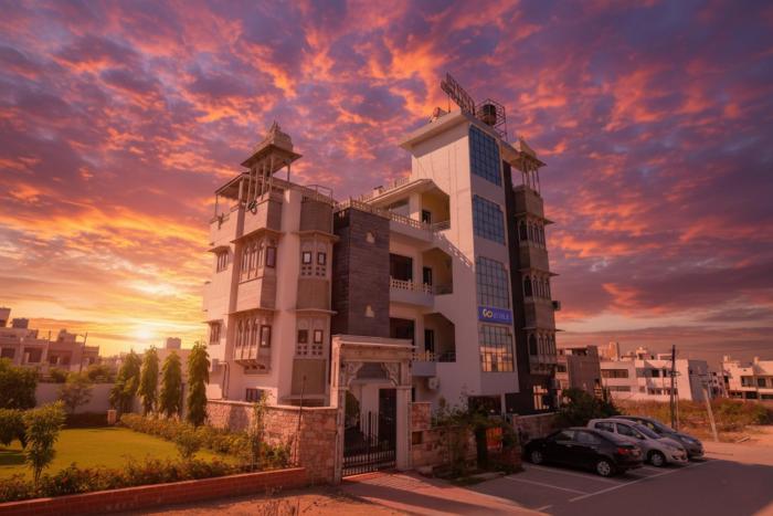 FabExpress Achrol Palace