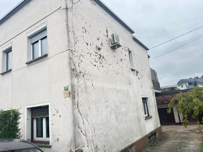 Bear(42m2,market, bus,balcony,bikes,wi-fi,Parking)