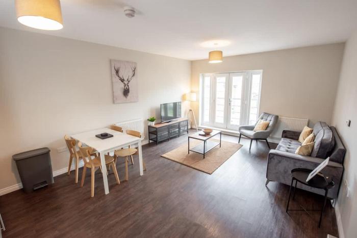 Two Bed Coach House - Fast WiFi - Super-king Bed