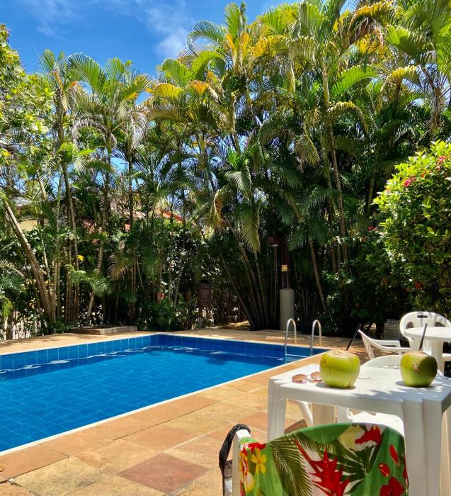 Apartamento Pimenta Rosa, 400m do mar, rua principal