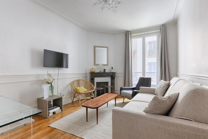 Beautiful Montmartre Apartment