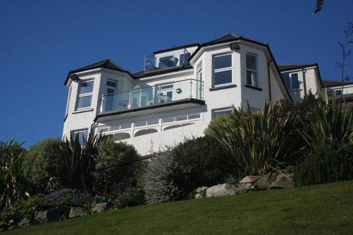 St Georges Lemain Garden Apts