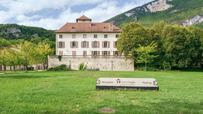 Apparthôtel Tempologis - Chateau de la Rochette