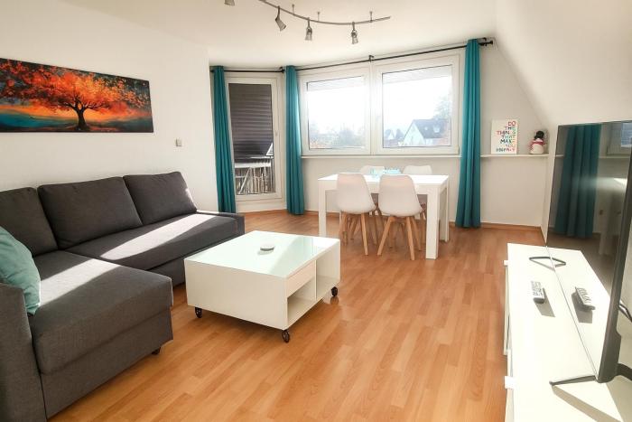 Cozy City Apartments 2, 2-Room Flat for Vacation & Messe Düsseldorf, Perfect Connectivity