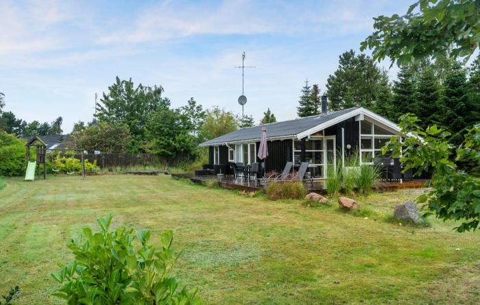 Stunning Home In Væggerløse With Sauna
