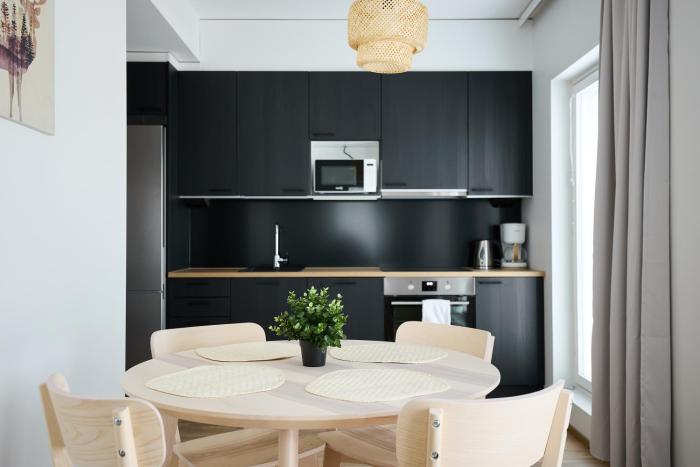 Fresh two-room apartment next to Logomo & train station