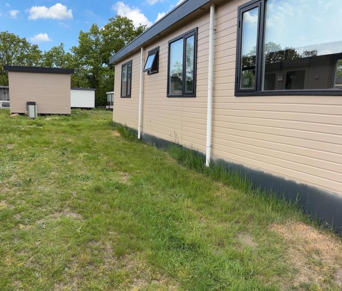 Chalet with nice garden