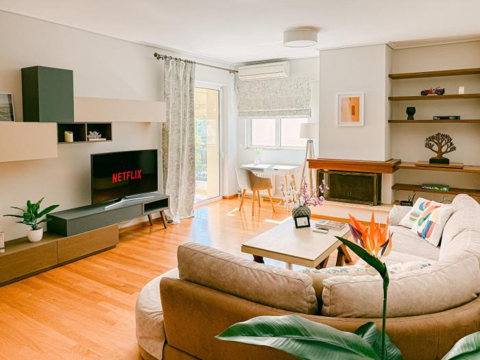 Luxury home in Marousi close to YGEIA, Mitera & OAKA