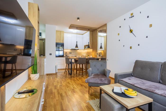 Apartman MONTE LAA -Moderan Apartman sa Garazom 900 m od centra ,kod Hotela Tornik