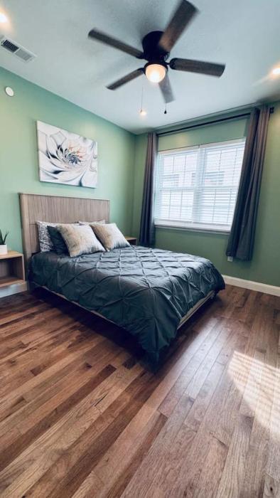 Brand New Apt w Washer Dryer Kitchen Rainfall in Chinatown