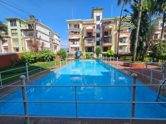 Amazing Pool View 2BHK Candolim Goa Apartment