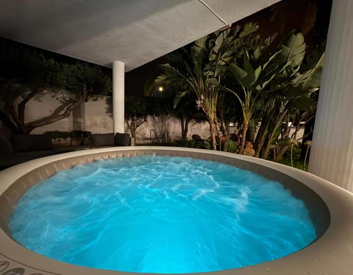 Villa Luxe Heated hydromassage mini-pool WI-FI P-Privato AC Garden Patio BBQ Near the Sea