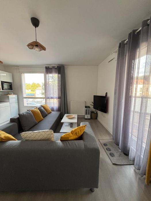 Villejuif - Métro Léo Lagrange - 2 pièces avec balcon