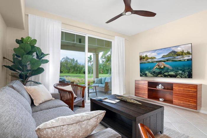 1st floor no steps king beds beach pool golf