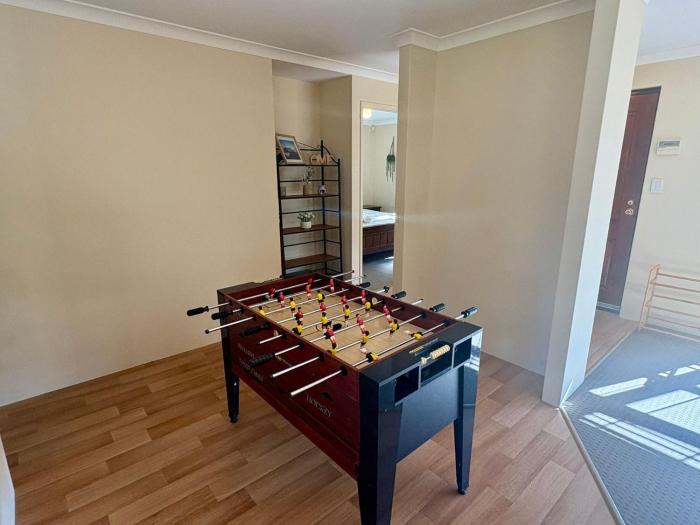 Holiday Retreat on Lorikeet