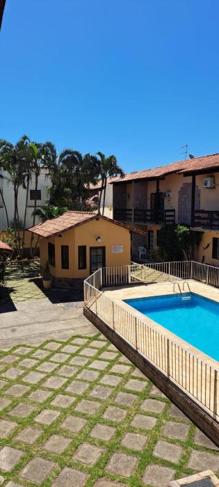 Peró com piscina e conforto!