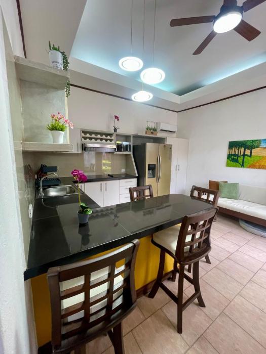 Beachfront apartment in Jacó