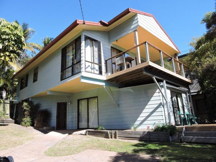 Sea Folly Crescent Head