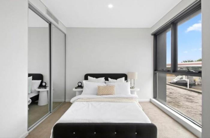 Cozy Stay Near CBD Free Wi-Fi, Netflix & Parking