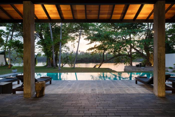 Villa by the River in Ambalangoda-Starflower Villa