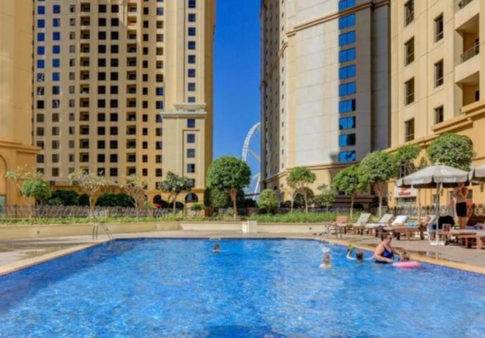 HiGuests - Fancy 1BR Apt With Aerial Marina Views in JBR