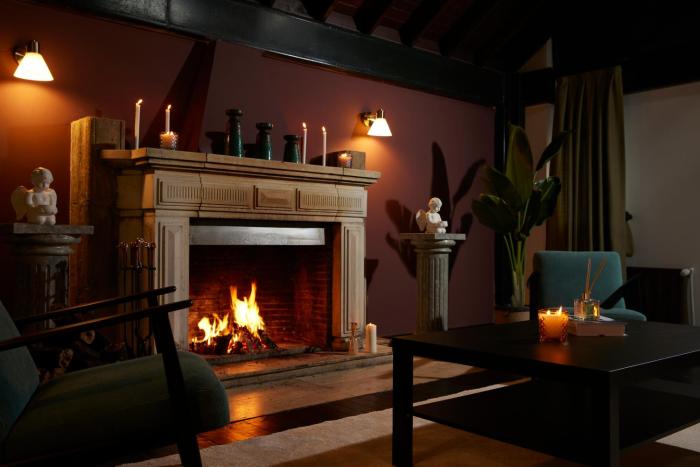 Taksim Square - Unique Loft for 12 Guests