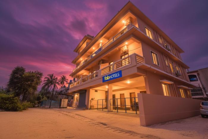 Fabhotel Baga Tulip - 500M From Baga Beach