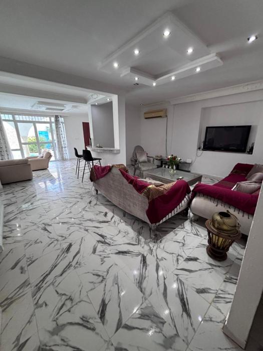 Cottage with swimming pool