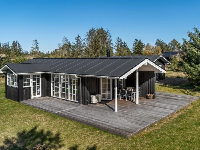 Holiday Home Jork - 1km from the sea by Interhome